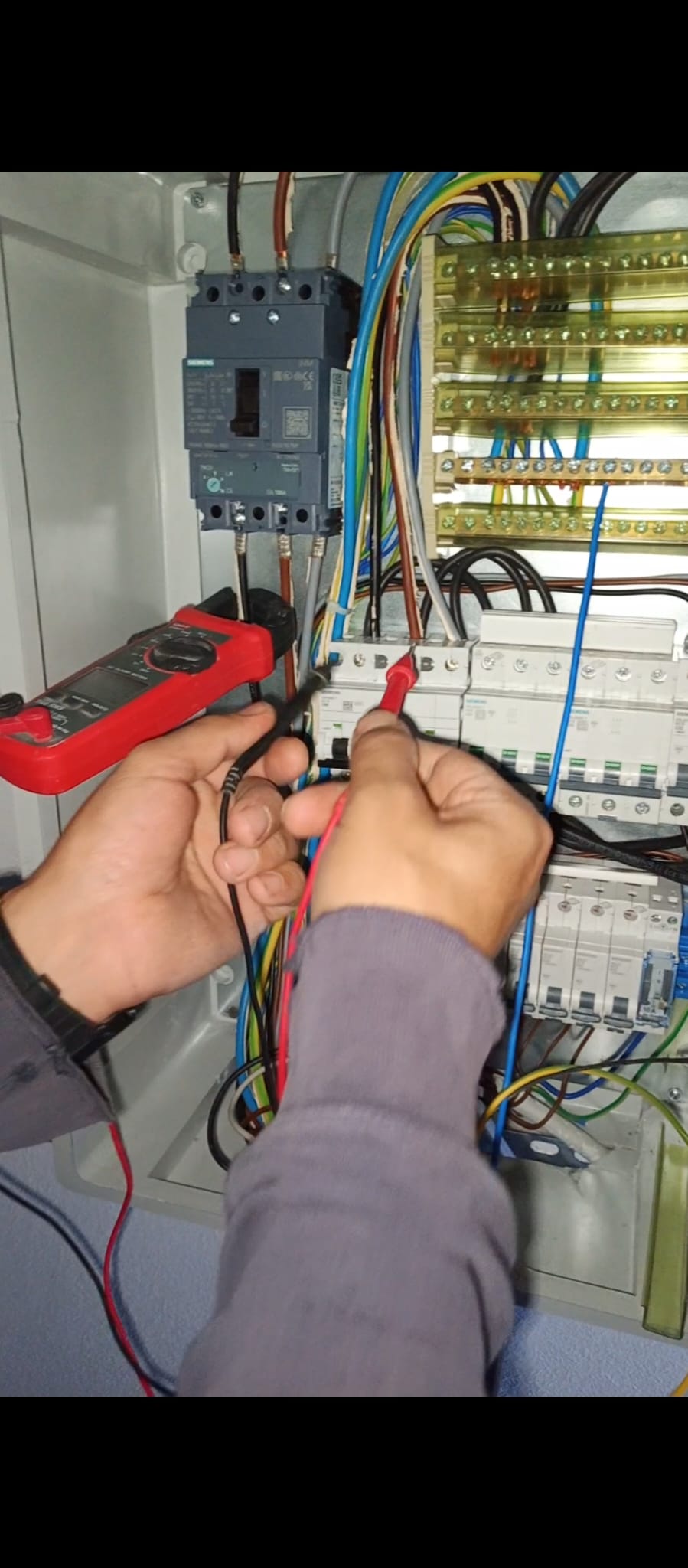 Elektrik pano kurulumu çalışması